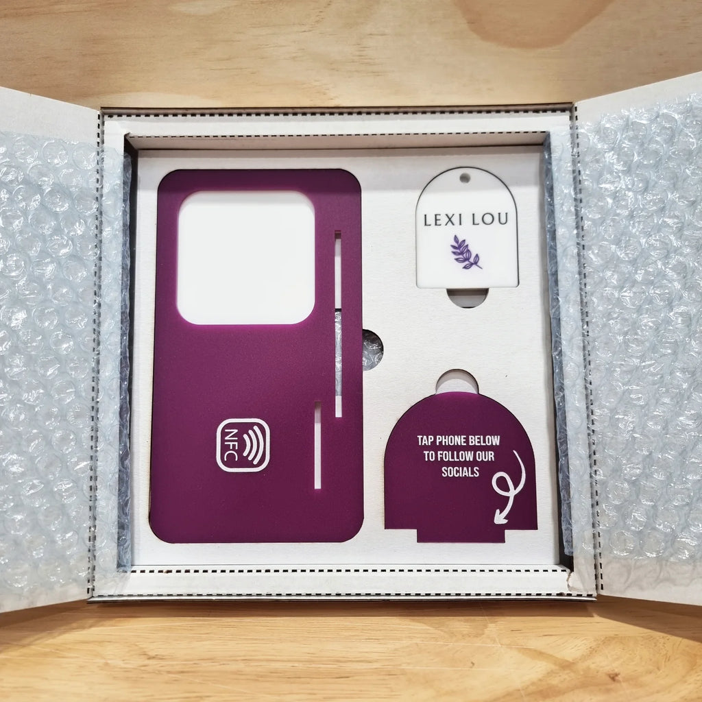 SQUARE DOCK WITH NFC INTEGRATED